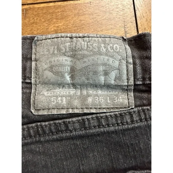 Levi's Black 541 Straight Dark Wash Denim Casual Jeans Men's 36X34 - Picture 4 of 6